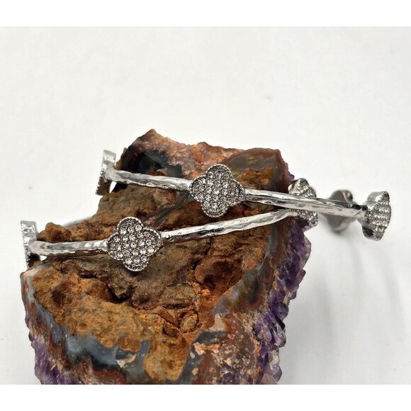 Silver Tone Crystal Rhinestone Clover Bangle Bracelets Set Of 2 Costume Jewelry - Picture 5 of 7